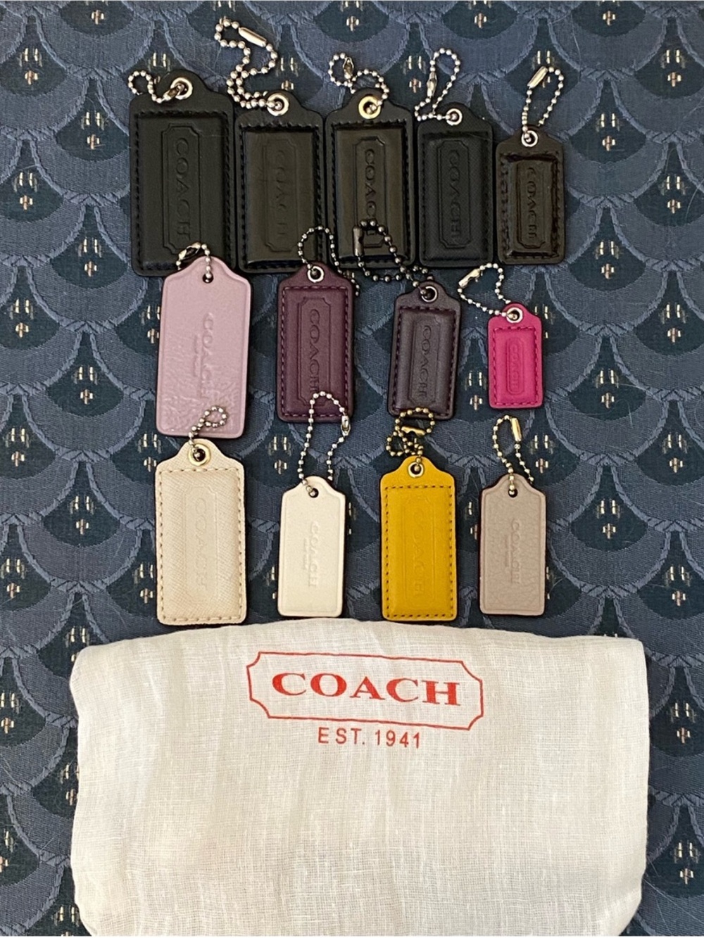 β€οΈπ§‘πππ©΅ππCOACH HANG TAGSβ€οΈπ§‘πππ©΅ππ5/& 8 pc bundle available - Picture 8 of 16